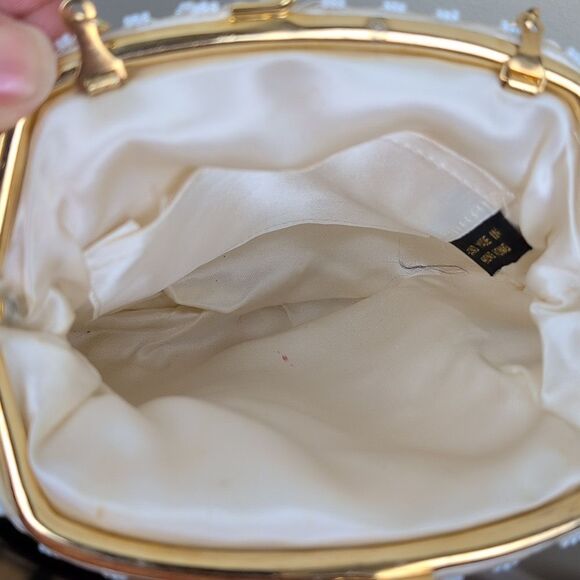 Vintage Ivory Beaded & Sequined Special Occasion Clutch Evening Bag Gold Chain - Picture 6 of 8